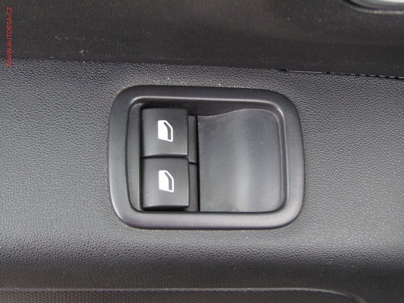 Citroën C3 (2017) 1.2PT, AT - fotka 11 z 19
