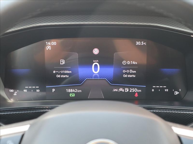 Volkswagen T-Cross 1,0 TSi Style LED Virtuál Kame - fotka 12 z 37