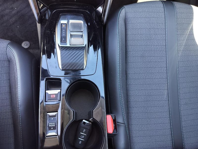 Peugeot 208 e, navigace - fotka 19 z 25