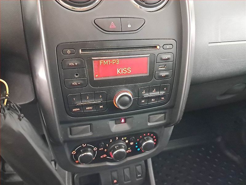 Dacia Duster (2017) 1.6 SCe, ČR,1.maj, Serv.kniha - fotka 12 z 15