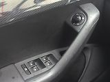 Škoda Octavia (2014) 2.0 TDi, Bixen, navi, park - náhled 17