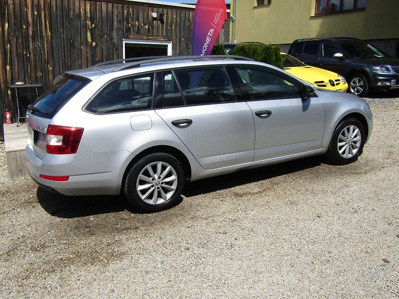 Škoda Octavia (2014) 1.6 TDI 77kW  1.MAJITEL - fotka 10 z 35