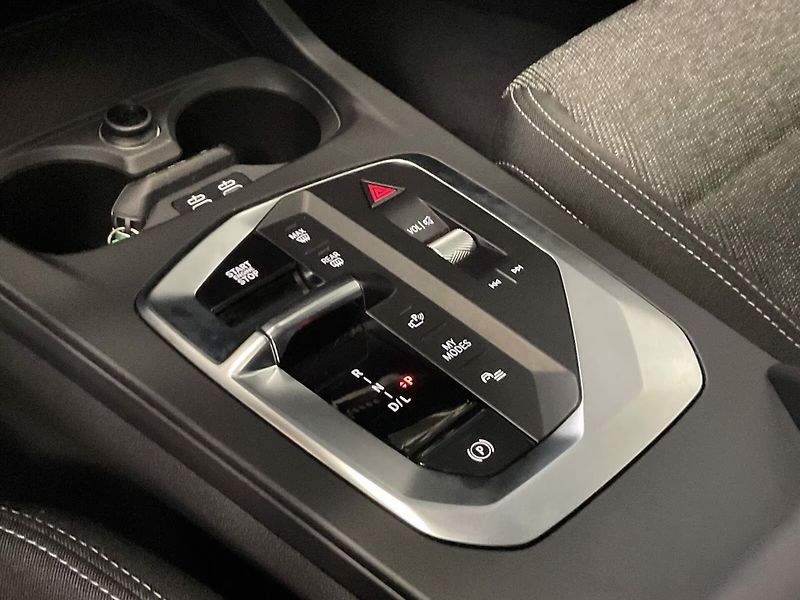 BMW Řada 1 120 M-Sport design Pano Kamer - fotka 9 z 9