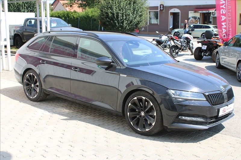 Škoda Superb 2,0 TSI 200 KW Sportline 4x4 D - fotka 2 z 4