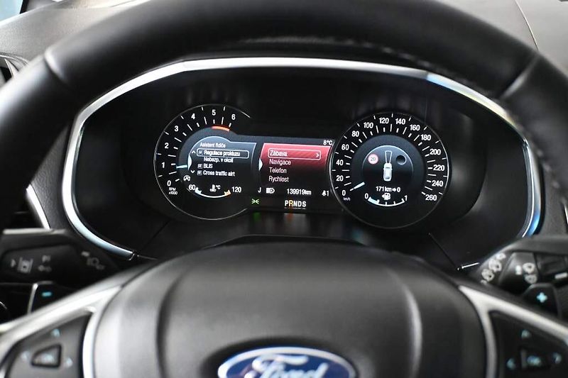 Ford S-MAX (2022) 2.0 LED ACC SONY Tažné Webasto - fotka 30 z 40