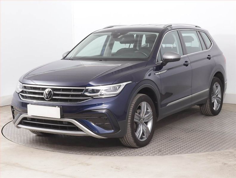 Volkswagen Tiguan Allspace (2023) 2.0 TDI - fotka 2 z 17