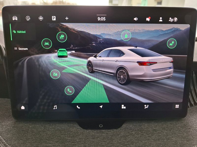 Škoda Superb (2024) SELECTION TD 110/2.0 A7F - fotka 20 z 30