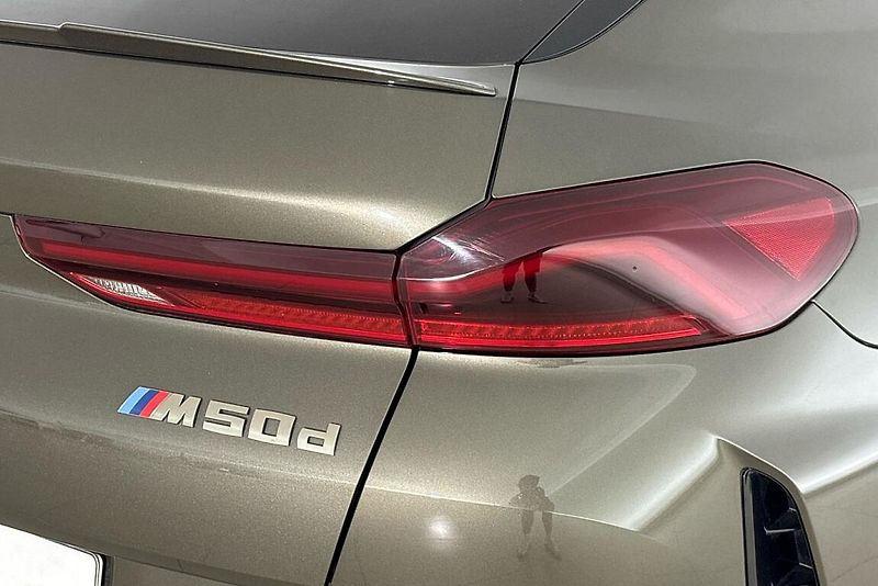 BMW X6 M50d - fotka 5 z 27