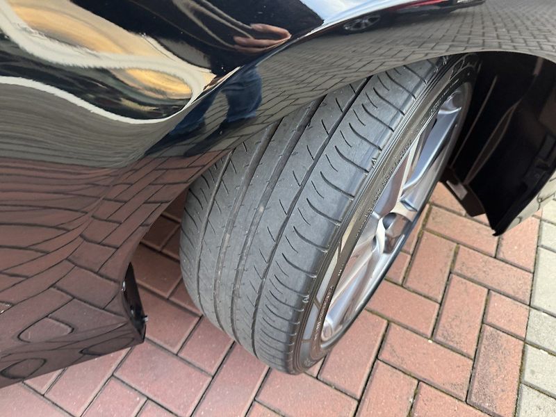 Lexus GS 450h (2018) 3.5i Hybrid LED Navi Kamera - fotka 46 z 49