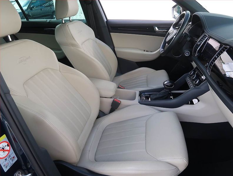 Škoda Kodiaq (2023) 2.0 TSI - fotka 9 z 26
