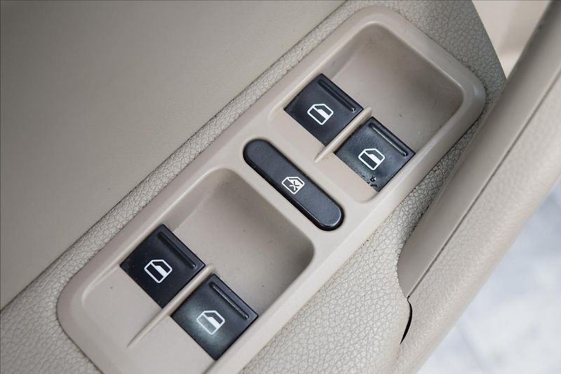 Škoda Yeti 1,8 TSI 118KW 4X4 TAŽNÉ LPG - fotka 34 z 51