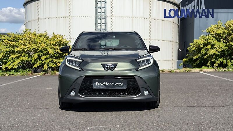 Toyota Aygo STYLE TECH VISION - fotka 4 z 19