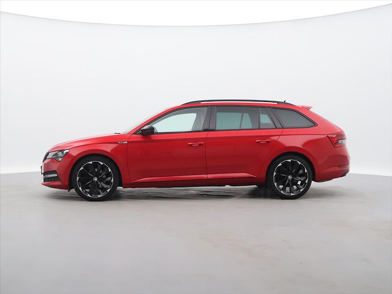 Škoda Superb 2,0 TDI 140kW Sportline 4x4 - fotka 4 z 29