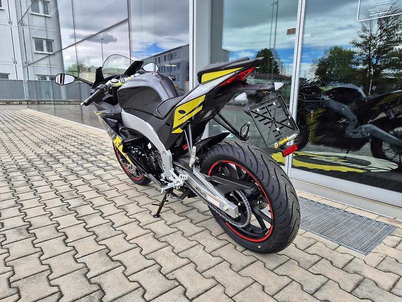 Aprilia RS 125 (2026) E5+ - fotka 6 z 37