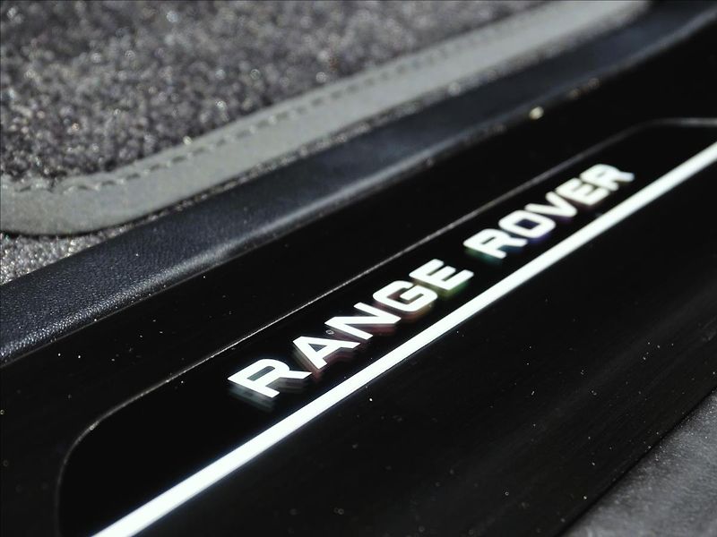 Land Rover Range Rover Sport 3,0 D250 DYNAMIC SE - fotka 34 z 36