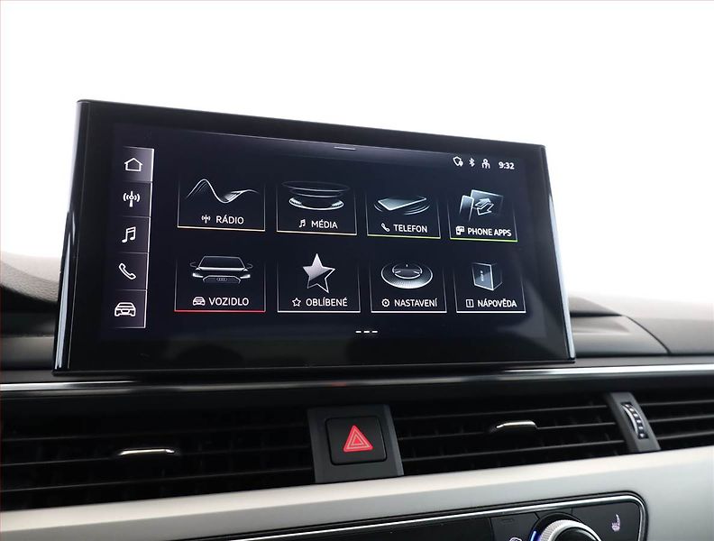 Audi A5 (2022) S-Line 40 TDI - fotka 14 z 19