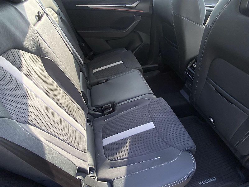 Škoda Kodiaq (2026) 2,0 TDI 142 kW 4x4 DSG Sportli - fotka 17 z 24