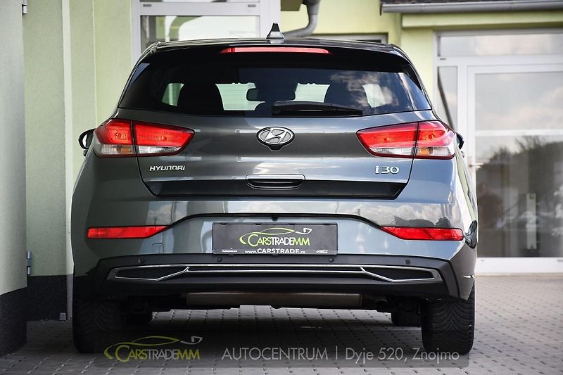 Hyundai i30 1.0T-GDi FAMILY SMART DCT NAVI - fotka 4 z 51