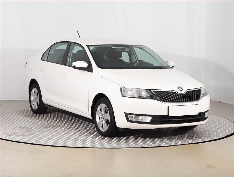 Škoda Rapid (2017) 1.2 TSI, Park. senzory - fotografie inzerátu