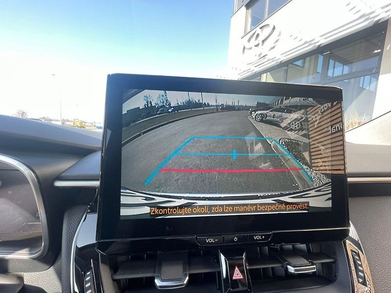 Toyota Corolla 1.8 Hybrid 140k Comfort Tech - fotka 27 z 27