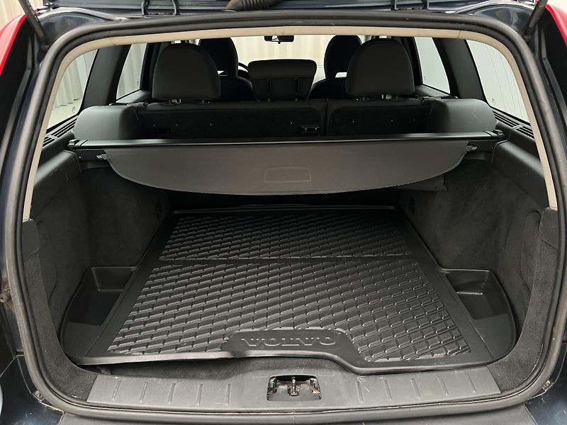 Volvo V50 1.6D SENZORY - fotka 5 z 36