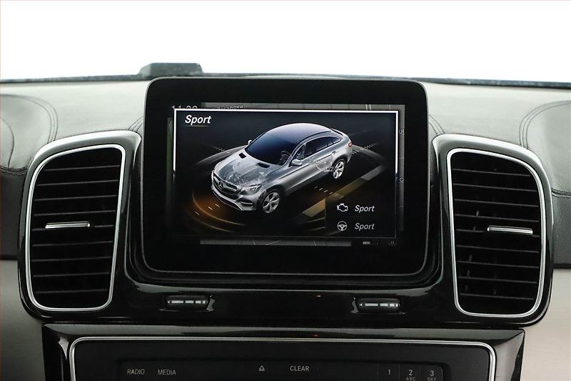 Mercedes-Benz GLE (2019) 350 d 4MATIC - fotka 14 z 21