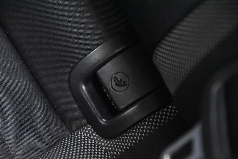 Škoda Octavia 1.6 TDi CR,VÝHŘEV,TEMP,ALU,1.M - fotka 32 z 42
