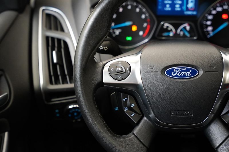 Ford Focus - fotka 15 z 33