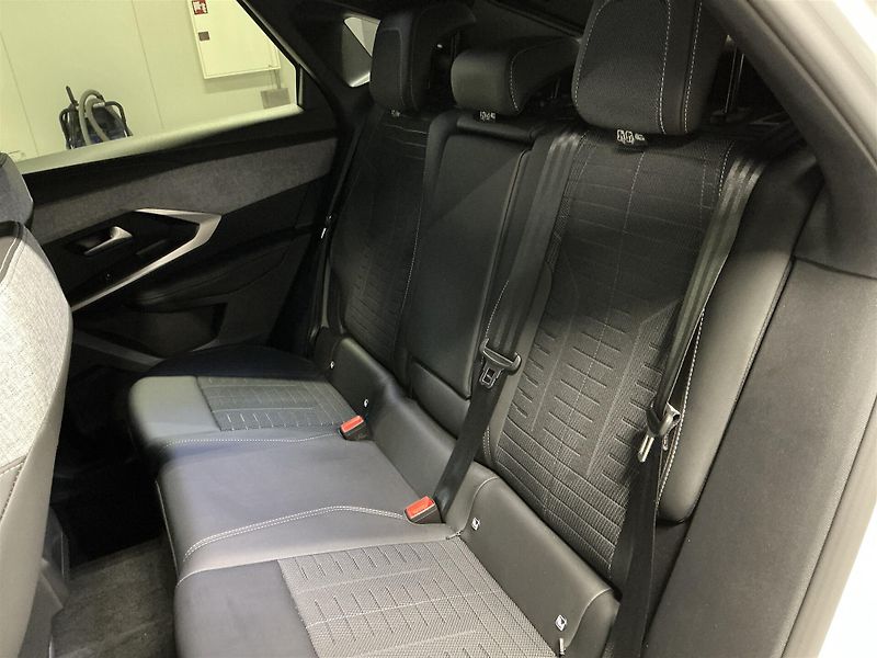 Peugeot 3008 EL GT 360 ACC Asistence Taž - fotka 15 z 18