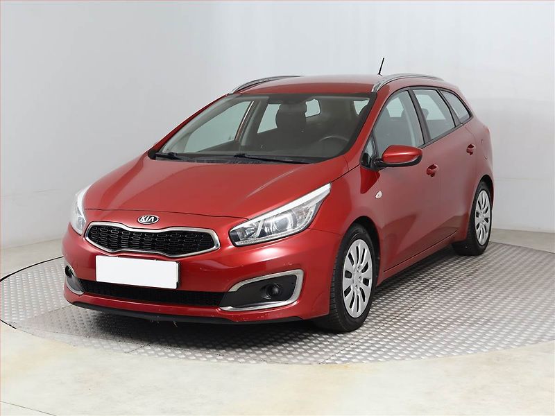 Kia Ceed (2015) 1.6 CRDi, Tempomat - fotka 2 z 14