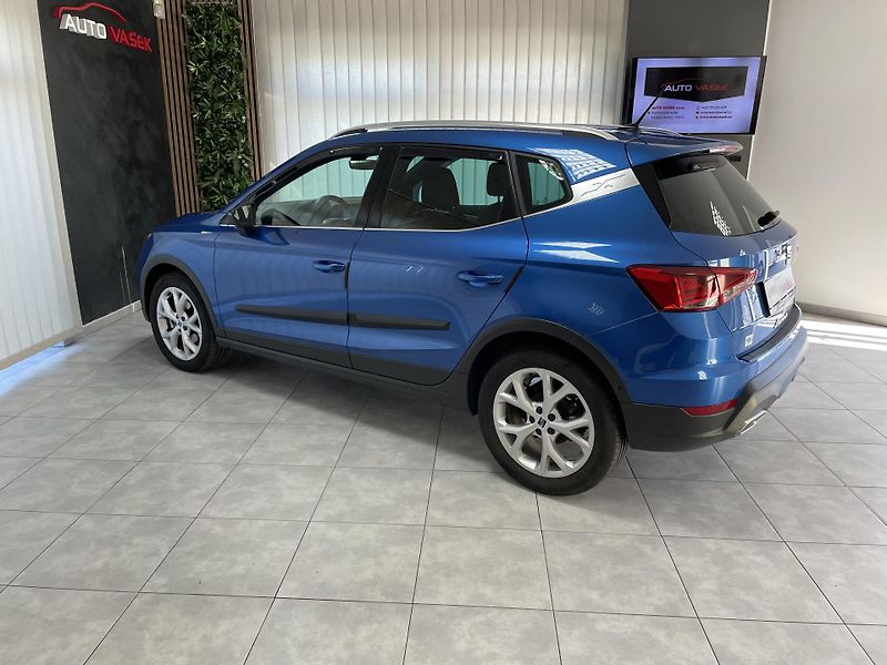 Seat Arona 1.0 TSi FR  ČR 1.MAJ ZÁRUKA  - fotka 7 z 26