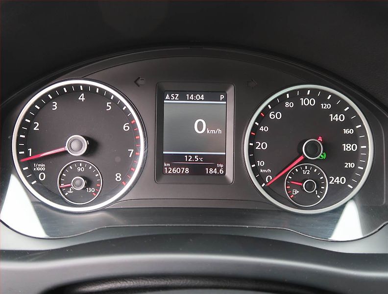 Volkswagen Tiguan (2012) Sport&Style 2.0 TSI, 4X4 - fotka 11 z 14