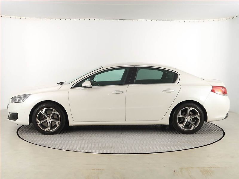 Peugeot 508 (2017) Allure 2.0 BlueHDi, Automat - fotka 3 z 19