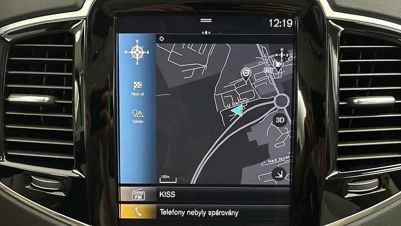 Volvo XC90 2.0 B5 AUT AWD Inscription - fotka 31 z 33