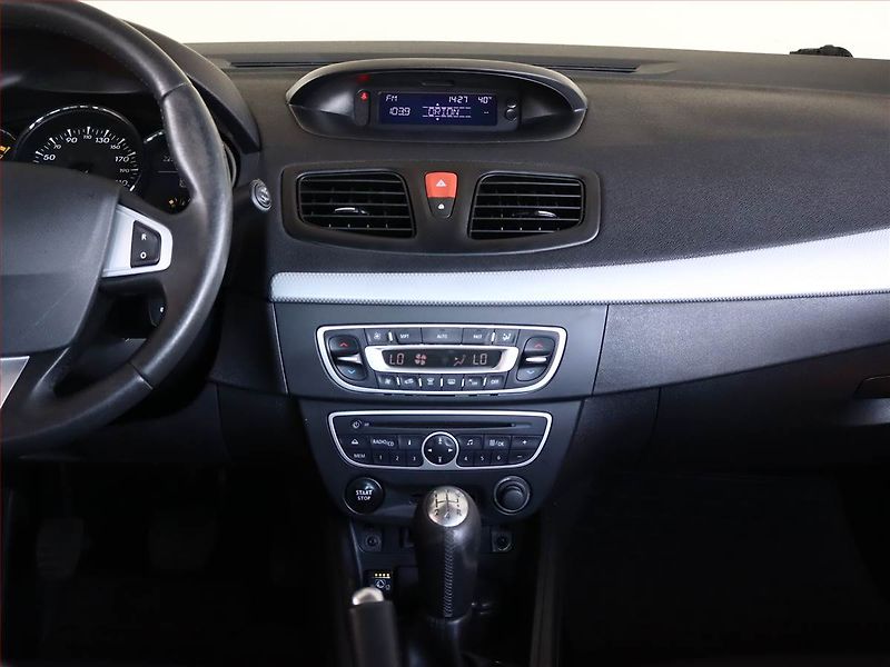 Renault Fluence (2012) 1.6 16V, LPG, ČR,1.maj, po STK - fotka 9 z 11