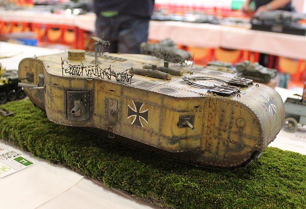 Pohled na model tanku K- Wagen ze strany., zdroj: Deník/Edvard Beneš