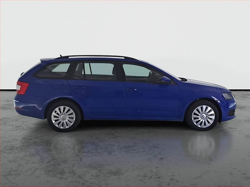 Škoda Octavia (2019) Ambition 1.0 TSI, Tempomat - fotka 6 z 14