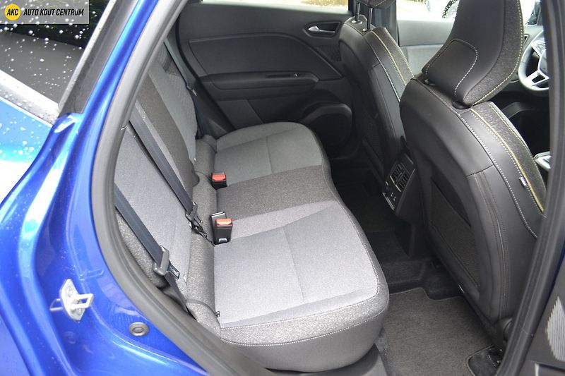 Renault Captur techno mild hybrid 160 EDC - fotka 13 z 51