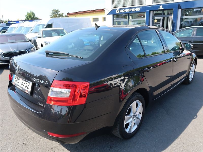 Škoda Octavia 1,6 TDi,85kW,1majČR,tempomat - fotka 3 z 24
