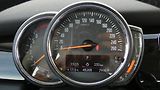 Mini Cooper 1.5T  5dv - náhled 13
