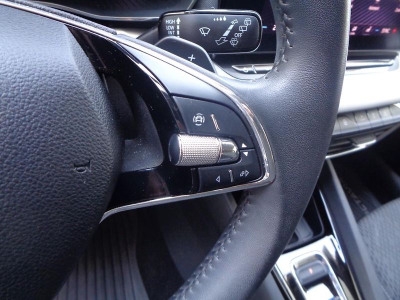Škoda Octavia Combi IV 2.0 TDI DSG STYLE  11 - fotka 14 z 29