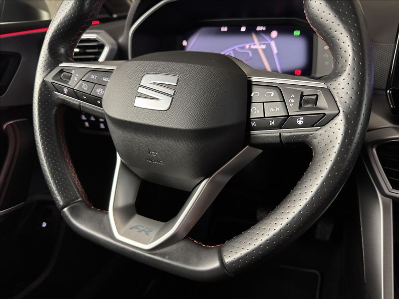 Seat Leon 1,4 TSi  e-Hybrid FR Line LED - fotka 48 z 50
