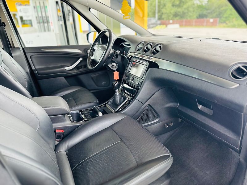 Ford S-MAX (2014) TDCi TITANIUM, 100% KM - fotka 7 z 14