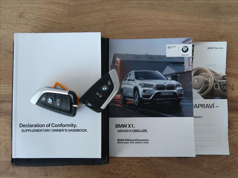 BMW X1 2,0 xd,140kW,ČR,M-Paket,DPH - fotka 27 z 27