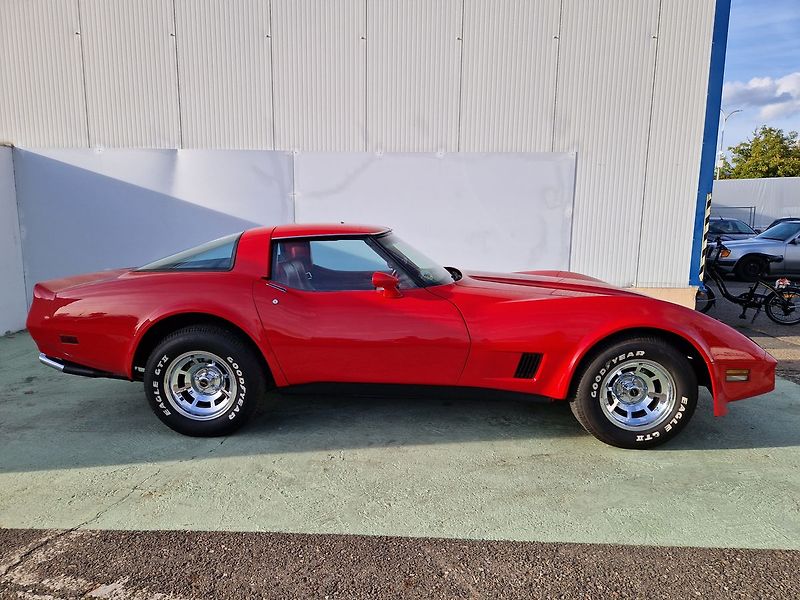 Chevrolet Corvette C3 - fotka 5 z 34