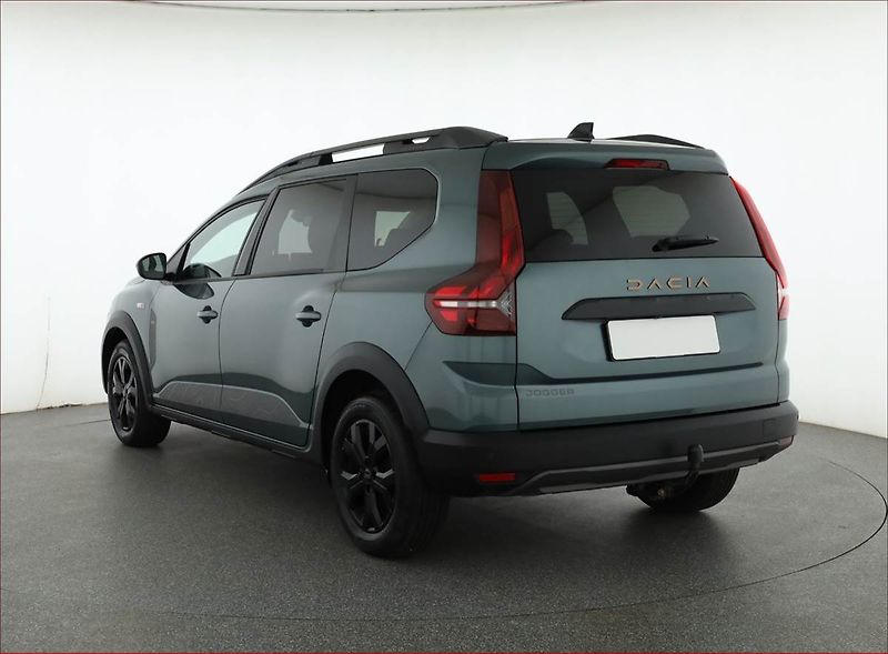 Dacia Jogger (2024) 1.0 TCe, LPG, ČR,1.maj - fotka 4 z 18