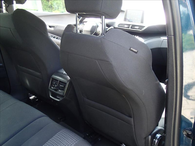 Peugeot 3008 1,2 CZ, 1.Majitel, serv. kn - fotka 39 z 48