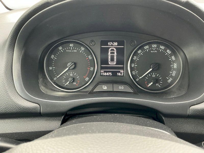 Škoda Roomster (2015) 1.2 TSI Style - fotka 17 z 23