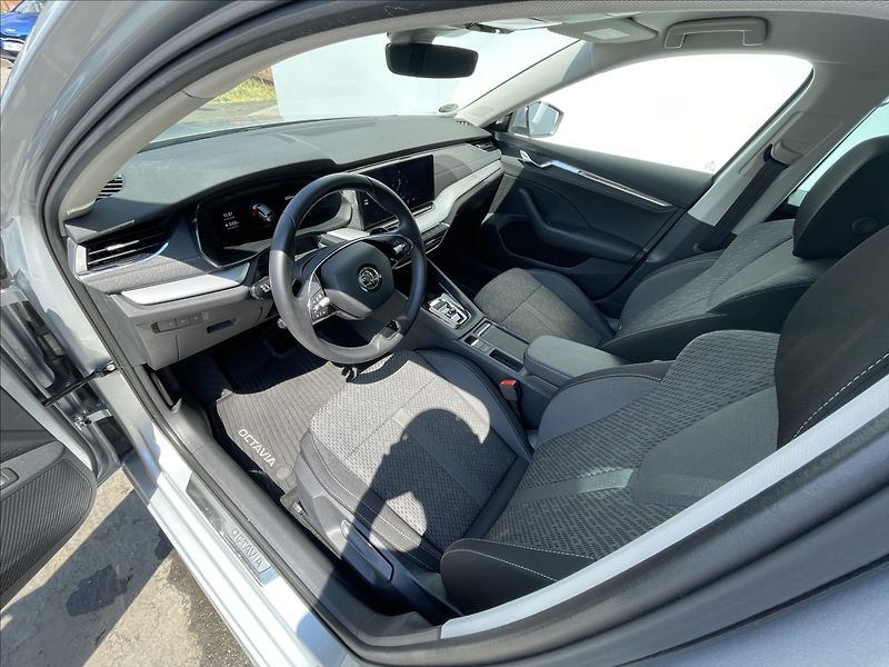 Škoda Octavia 1,4 TSI DSG Style Plus ACC  iV - fotka 5 z 24