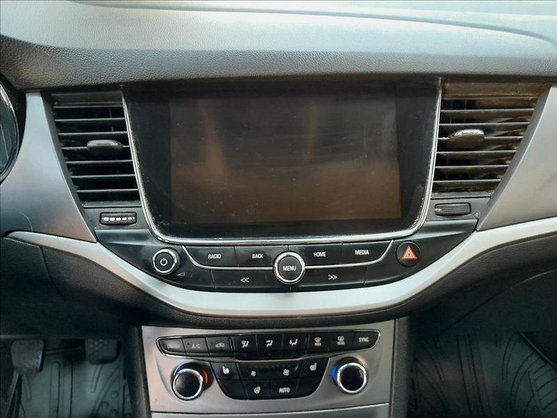 Opel Astra 1,6 CDTi 81kW - fotka 36 z 49